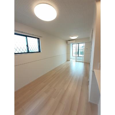 Ｍ＆Ｈ　Ⅲ 103【管理NO：1-027120501-01030】 ★家具家電は申し込み後に搬入しますの物件画像