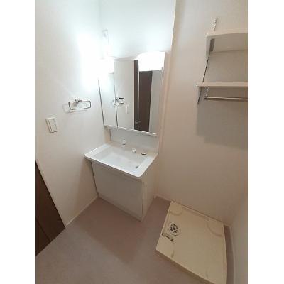 アンバーテラス　Ⅲ 105【管理NO：1-026939703-01040】 ★家具家電は申し込み後に搬入しますの物件画像