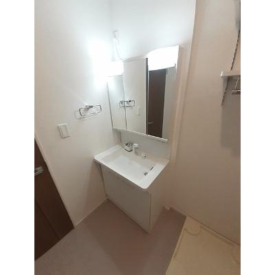 アンバーテラス　Ⅱ 203【管理NO：1-026939702-02030】 ★家具家電は申し込み後に搬入しますの物件画像