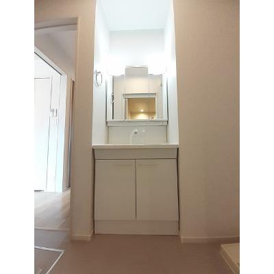 サニー　デイズ 203【管理NO：1-026329901-02030】 ★家具家電は申し込み後に搬入しますの物件画像
