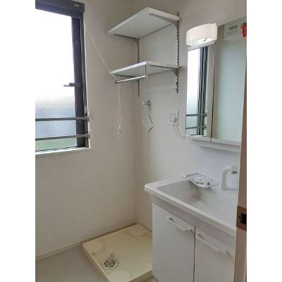 グラースジュネス 305【管理NO：1-025411001-03040】 ★家具家電は申し込み後に搬入しますの物件画像
