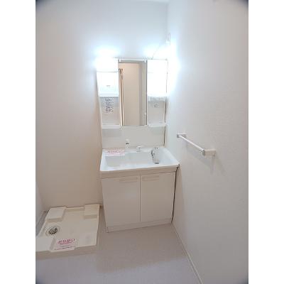 プラシード　Ⅰ 201【管理NO：1-021695401-02010】 ★家具家電は申し込み後に搬入します★の物件画像