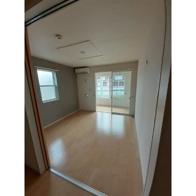 アルバーダ・ＭⅢ 101【管理NO：1-021306201-01010】 ★家具家電は申し込み後に搬入します★の物件画像