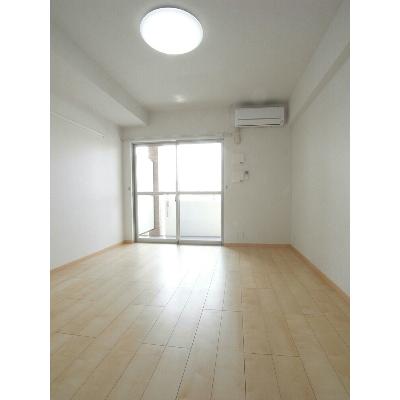 グラン・スイート 302【管理NO：1-018875201-03020】 ★家具家電は申し込み後に搬入します★の物件画像