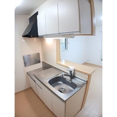 サザンクロス 201【管理NO：1-016205501-02010】 ★家具家電は申し込み後に搬入します★の物件画像