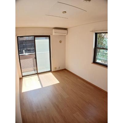 メゾン　ド　コリ－ヌ 101【管理NO：1-014055301-01010】 ★家具家電は申し込み後に搬入します★の物件画像