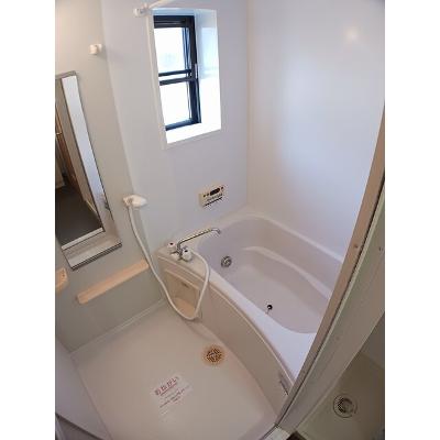メゾン　ド　コリ－ヌ 101【管理NO：1-014055301-01010】 ★家具家電は申し込み後に搬入します★の物件画像