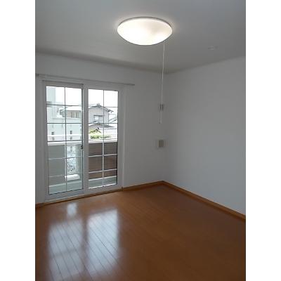 パインヒルズＡ 101【管理NO：1-013887901-01010】 ★家具家電は申し込み後に搬入します★の物件画像