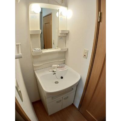 コート・サンモール 203【管理NO：1-012586101-02030】 ★家具家電は申し込み後に搬入しますの物件画像