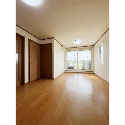 エレガントＢ 205【管理NO：1-011315402-02040】 ★家具家電は申し込み後に搬入しますの物件画像