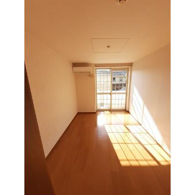 ジュネス清水 203【管理NO：1-010293801-02030】 ★家具家電は申し込み後に搬入しますの物件画像
