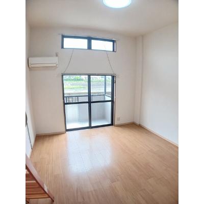サンシャインハイツ 102【管理NO：1-009646601-01020】 ★家具家電は申し込み後に搬入します★の物件画像