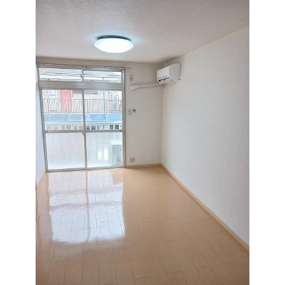 平國ハイツ 205【管理NO：1-002787201-02040】 ★家具家電は申し込み後に搬入します★の物件画像