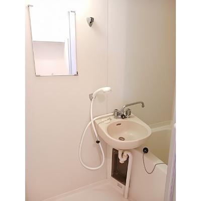平國ハイツ 205【管理NO：1-002787201-02040】 ★家具家電は申し込み後に搬入します★の物件画像