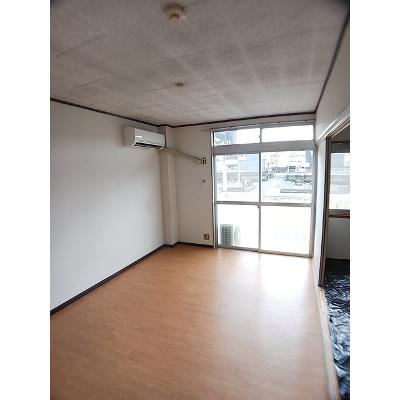 畠田ハイツ 201【管理NO：1-002208701-02010】 ★家具家電は申し込み後に搬入します★の物件画像