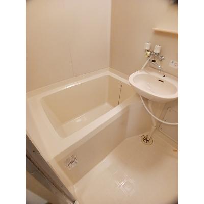 畠田ハイツ 201【管理NO：1-002208701-02010】 ★家具家電は申し込み後に搬入します★の物件画像