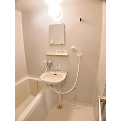 畠田ハイツ 201【管理NO：1-002208701-02010】 ★家具家電は申し込み後に搬入します★の物件画像
