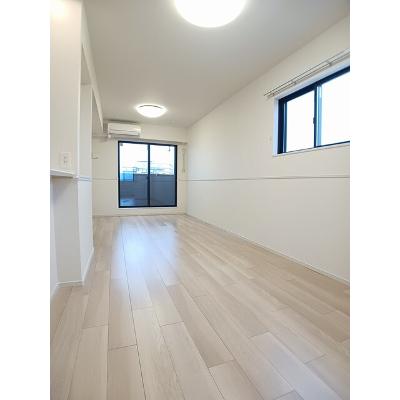 ユーフォリアｂ 201【管理NO：1-026265902-02010】 ★家具家電は申し込み後に搬入しますの物件画像