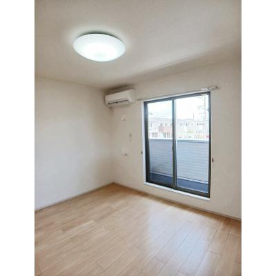 オークスレジデンスⅢ 202【管理NO：1-021523402-02020】 ★家具家電は申し込み後に搬入しますの物件画像