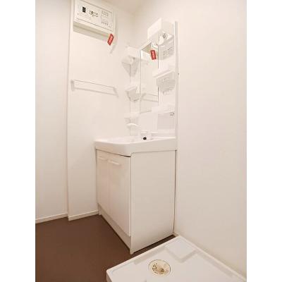 カーサ　センキンコウ　ドゥ 102【管理NO：1-020716702-01020】 ★家具家電は申し込み後に搬入しますの物件画像