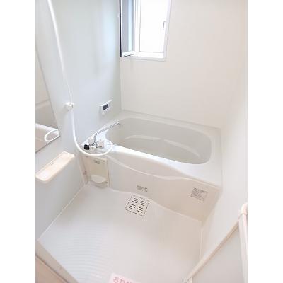 ヴィラ　ハピネス 103【管理NO：1-018989301-01030】 ★家具家電は申し込み後に搬入します★の物件画像