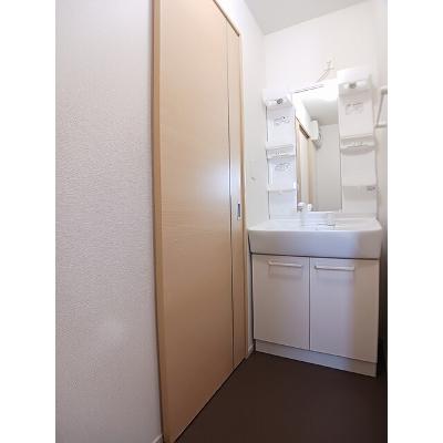 はなみずき　Ｃ 105【管理NO：1-017712203-01040】 ★家具家電は申し込み後に搬入しますの物件画像