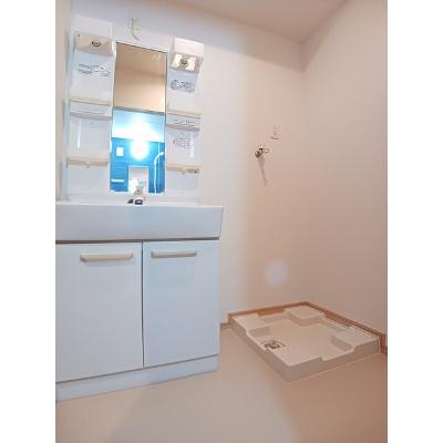 ドリーム　カミングⅠ 102【管理NO：1-015327801-01020】 ★家具家電は申し込み後に搬入します★の物件画像