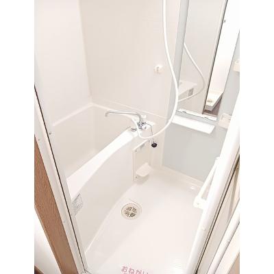 カリーノ 202【管理NO：1-013926601-02020】 ★家具家電は申し込み後に搬入します★の物件画像