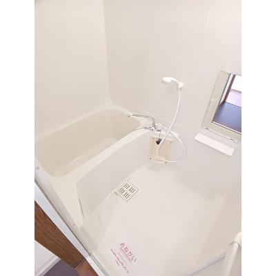 レジデンスサンモール 102【管理NO：1-010177801-01020】 ★家具家電は申し込み後に搬入します★の物件画像