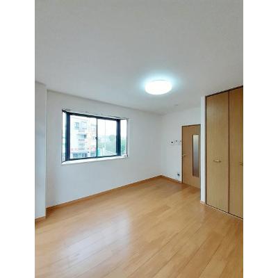サニーフラッツＨＲ 305【管理NO：1-009392401-03040】 ★家具家電は申し込み後に搬入しますの物件画像