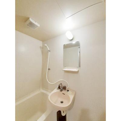 ピースフルハイツ 101【管理NO：1-001826601-01010】 ★家具家電は申し込み後に搬入しますの物件画像