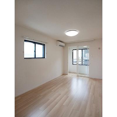 メゾンシエルブルー 203【管理NO：1-028463101-02030】 ★家具家電は申し込み後に搬入します★の物件画像