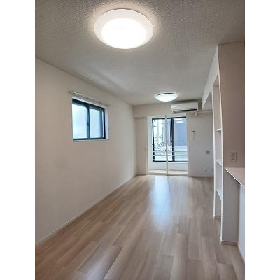 メゾンシエルブルー 103【管理NO：1-028463101-01030】 ★家具家電は申し込み後に搬入しますの物件写真2
