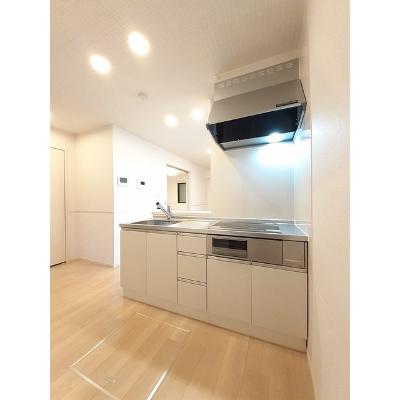 キング　バンブー 102【管理NO：1-027296201-01020】 ★家具家電は申し込み後に搬入します 2026年08月中旬入居可能の物件画像