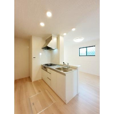ピュアステージⅡ 101【管理NO：1-026989901-01010】 ★家具家電は申し込み後に搬入します★の物件画像