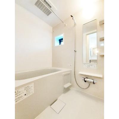 レイクサイド　エスポワール 202【管理NO：1-026898501-02020】 ★家具家電は申し込み後に搬入します★の物件画像