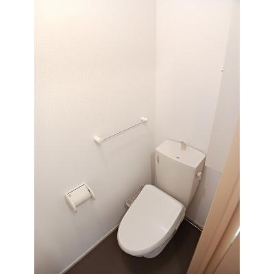 Ｖｉｌｌａ　Ｖｅｒｄｅ 102【管理NO：1-020140201-01020】 ★家具家電は申し込み後に搬入します★の物件画像
