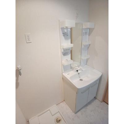 プラシード江津Ｂ 102【管理NO：1-017467602-01020】 ★家具家電は申し込み後に搬入します★の物件画像