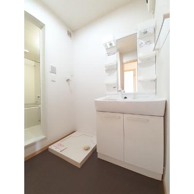 リアフラント　Ⅱ 101【管理NO：1-016275102-01010】 ★家具家電は申し込み後に搬入しますの物件画像