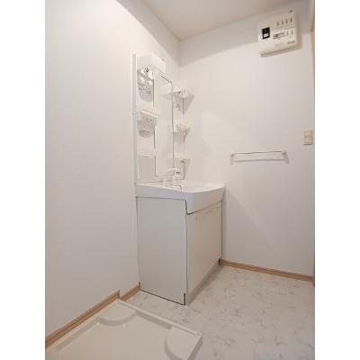 プロムナードⅠ 101【管理NO：1-015480001-01010】 ★家具家電は申し込み後に搬入しますの物件画像