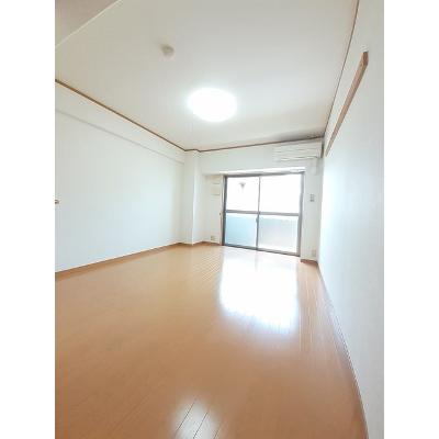 グラッチェ 503【管理NO：1-015048701-05030】 ★家具家電は申し込み後に搬入します★の物件画像