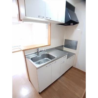 エンパイヤ・ヴィラⅡ 203【管理NO：1-014607001-02030】 ★家具家電は申し込み後に搬入します★の物件画像