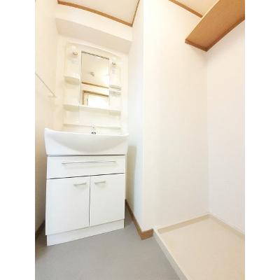 アニバーサリー 302【管理NO：1-012801801-03020】 ★家具家電は申し込み後に搬入します★の物件画像