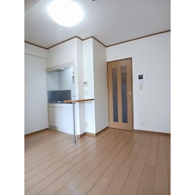 アニバーサリー 108【管理NO：1-012801801-01070】 ★家具家電は申し込み後に搬入します★の物件画像