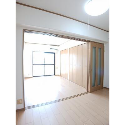 アニバーサリー 103【管理NO：1-012801801-01030】 ★家具家電は申し込み後に搬入しますの物件画像