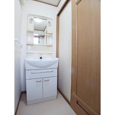 コーラル・ガーデン 105【管理NO：1-012369901-01040】 ★家具家電は申し込み後に搬入します★の物件画像