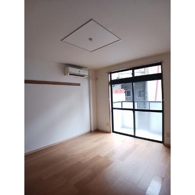 レジデンス尾ノ上 102【管理NO：1-007739801-01020】 ★家具家電は申し込み後に搬入しますの物件画像