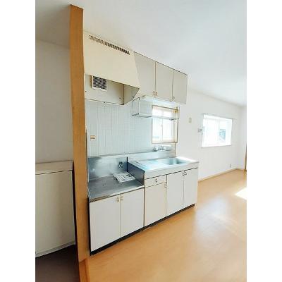 クィーンズ国府 201【管理NO：1-004781801-02010】 ★家具家電は申し込み後に搬入します 2026年07月下旬入居可能の物件画像