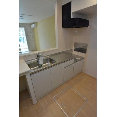 チロリアン　コッティ 102【管理NO：1-023208401-01020】 ★家具家電は申し込み後に搬入します 2026年08月中旬入居可能の物件画像