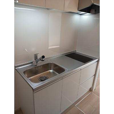 サニートロン福住　２ 102【管理NO：1-028199201-01020】 ★家具家電は申し込み後に搬入します★の物件画像
